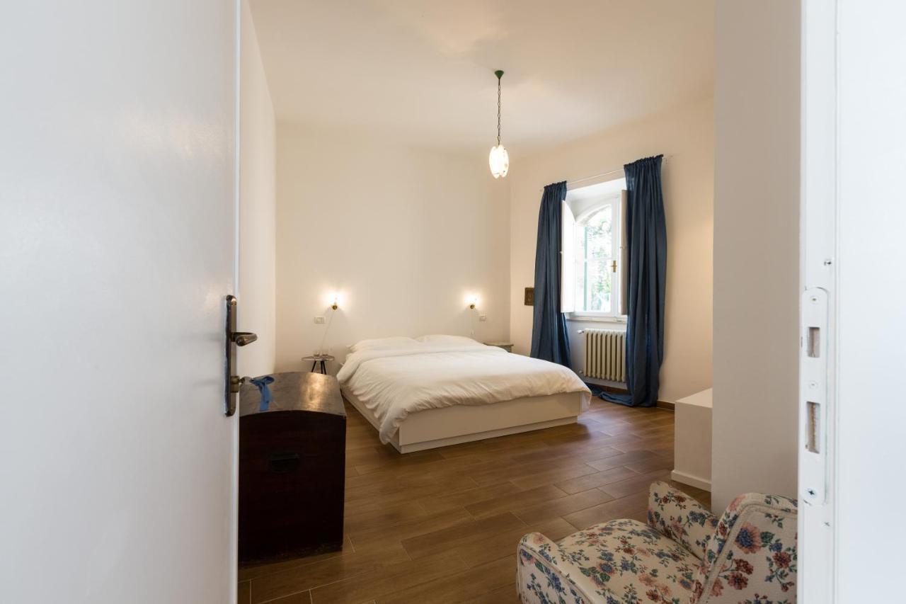 Room En Suite La Corte Ассизи Экстерьер фото