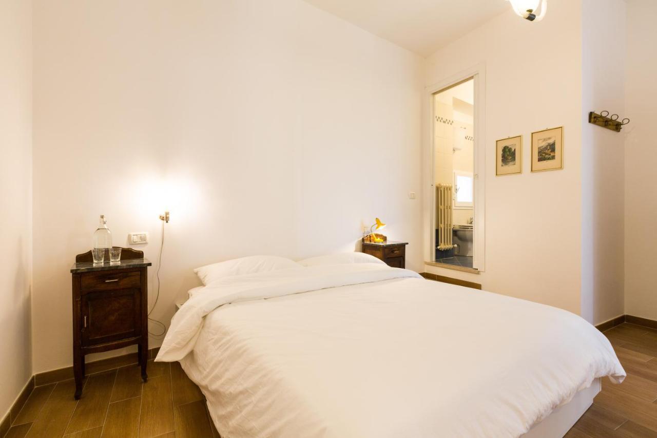 Room En Suite La Corte Ассизи Экстерьер фото