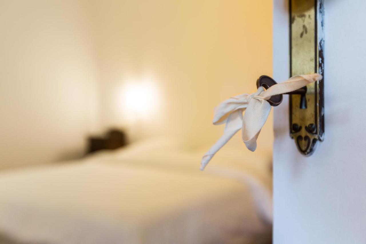 Room En Suite La Corte Ассизи Экстерьер фото