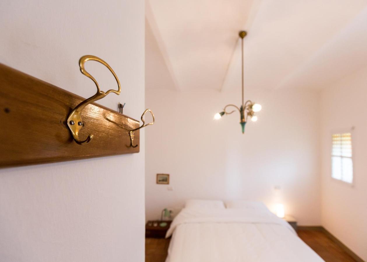 Room En Suite La Corte Ассизи Экстерьер фото